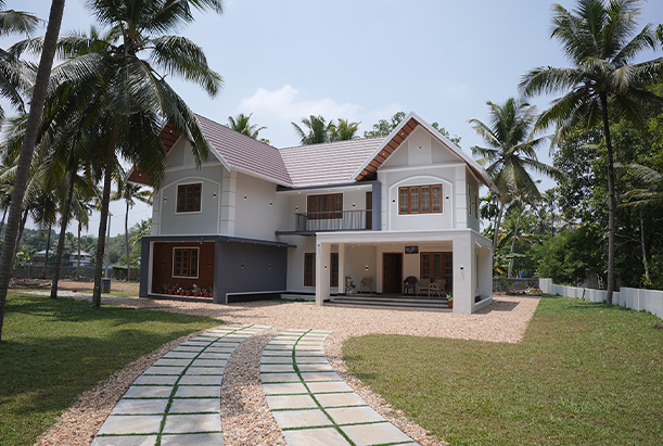 Thalayolaparambu House